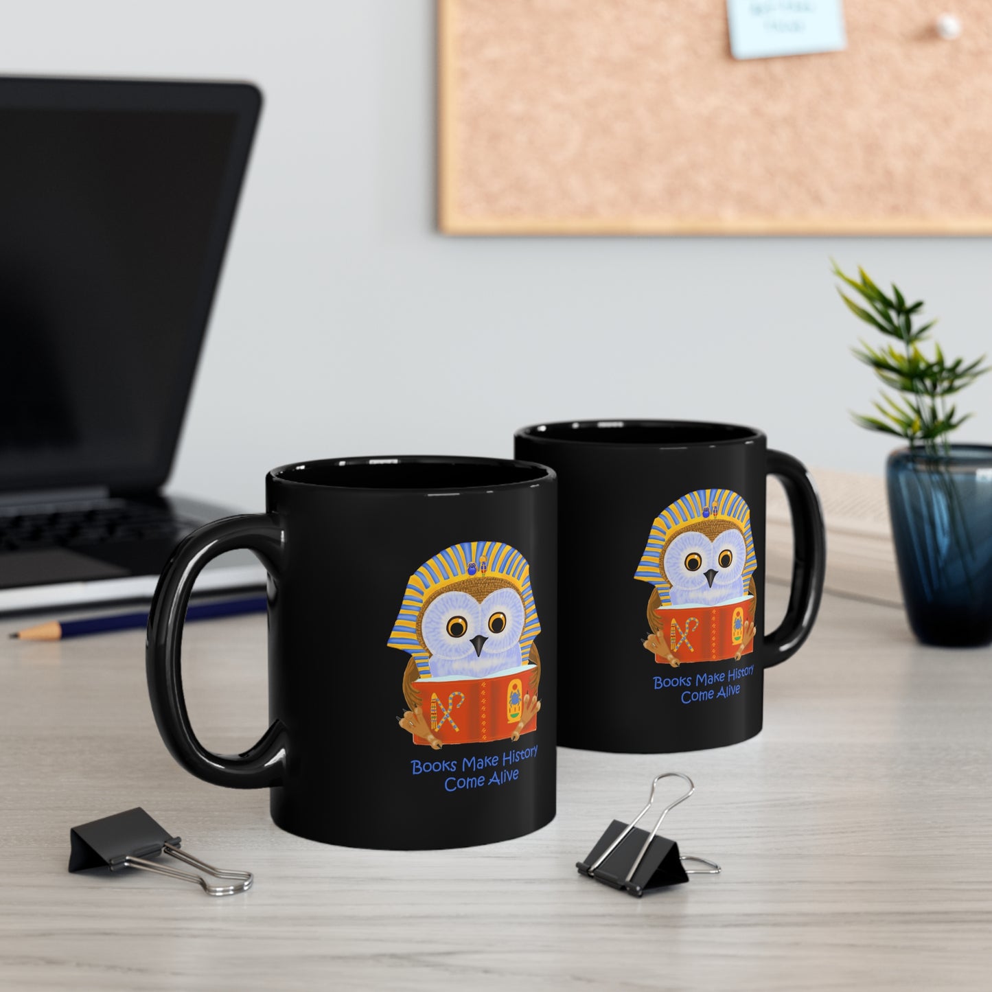 Books make history come alive 11oz Black Mug